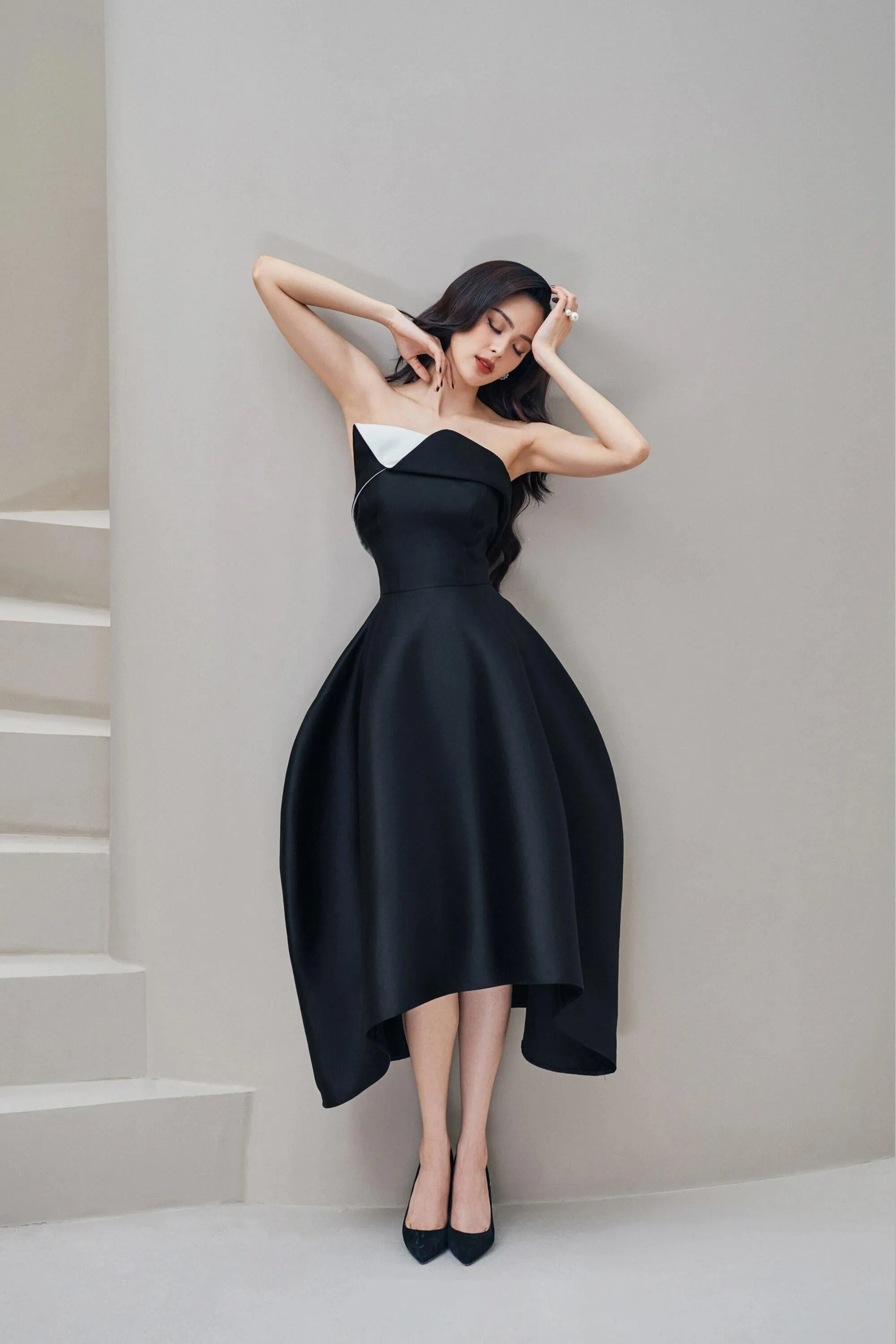 Black structure cocoon strapless cocktail lbd midi dress - Ines