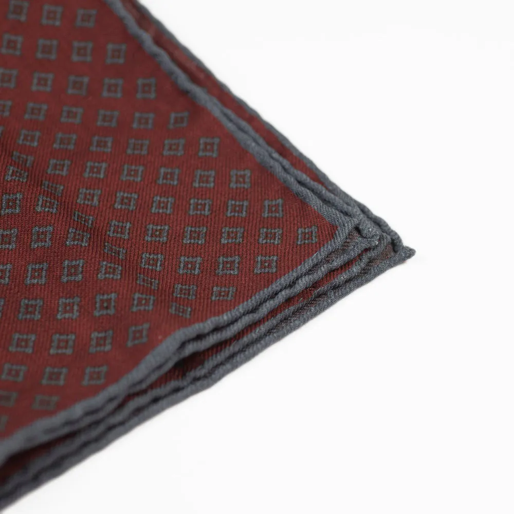 Burgundy and grey double-sided wool square, neat print