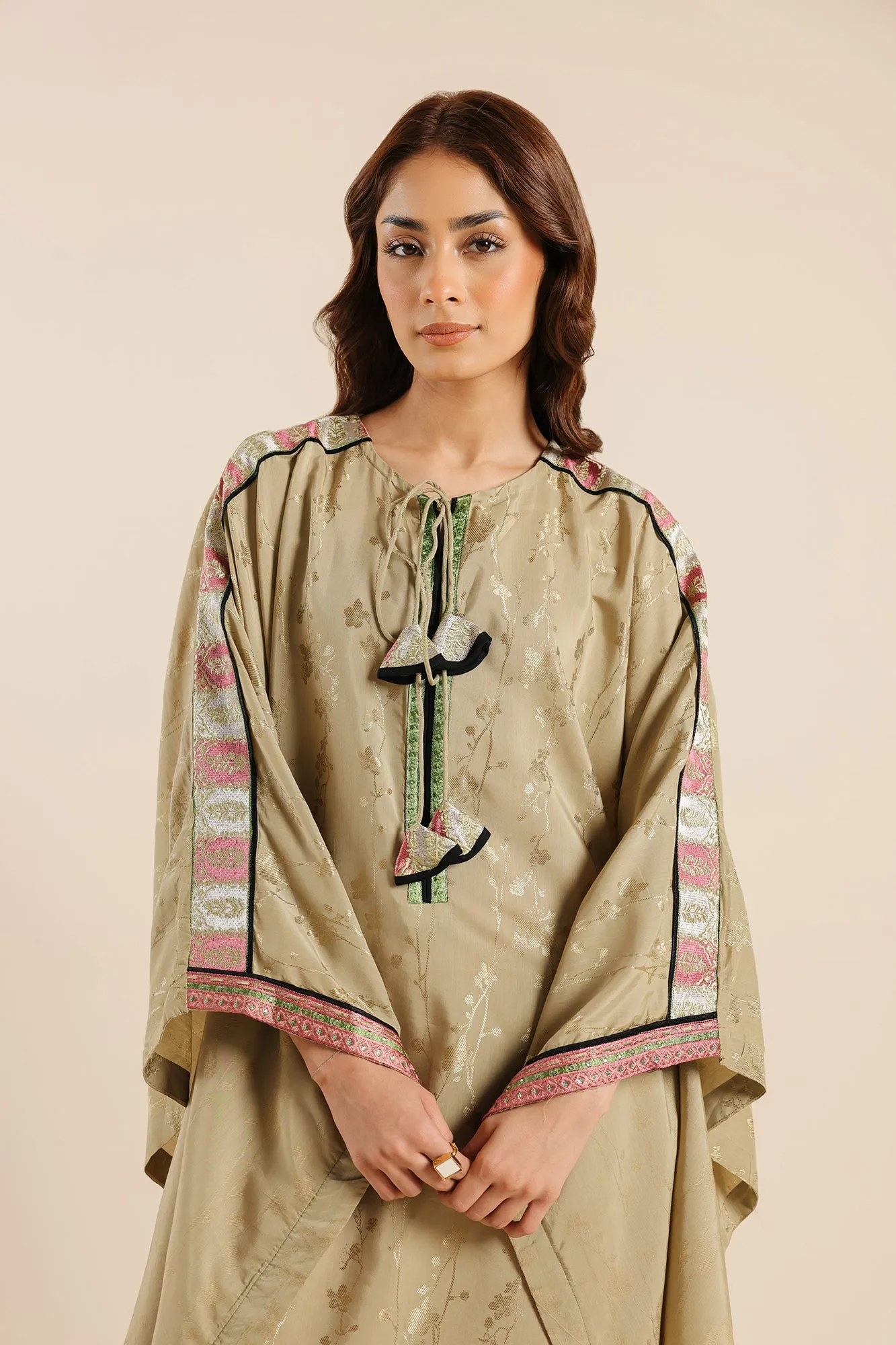 EMBROIDERED SHIRT (E2655/103/128)