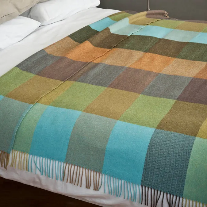 Mahon Lambswool Throw