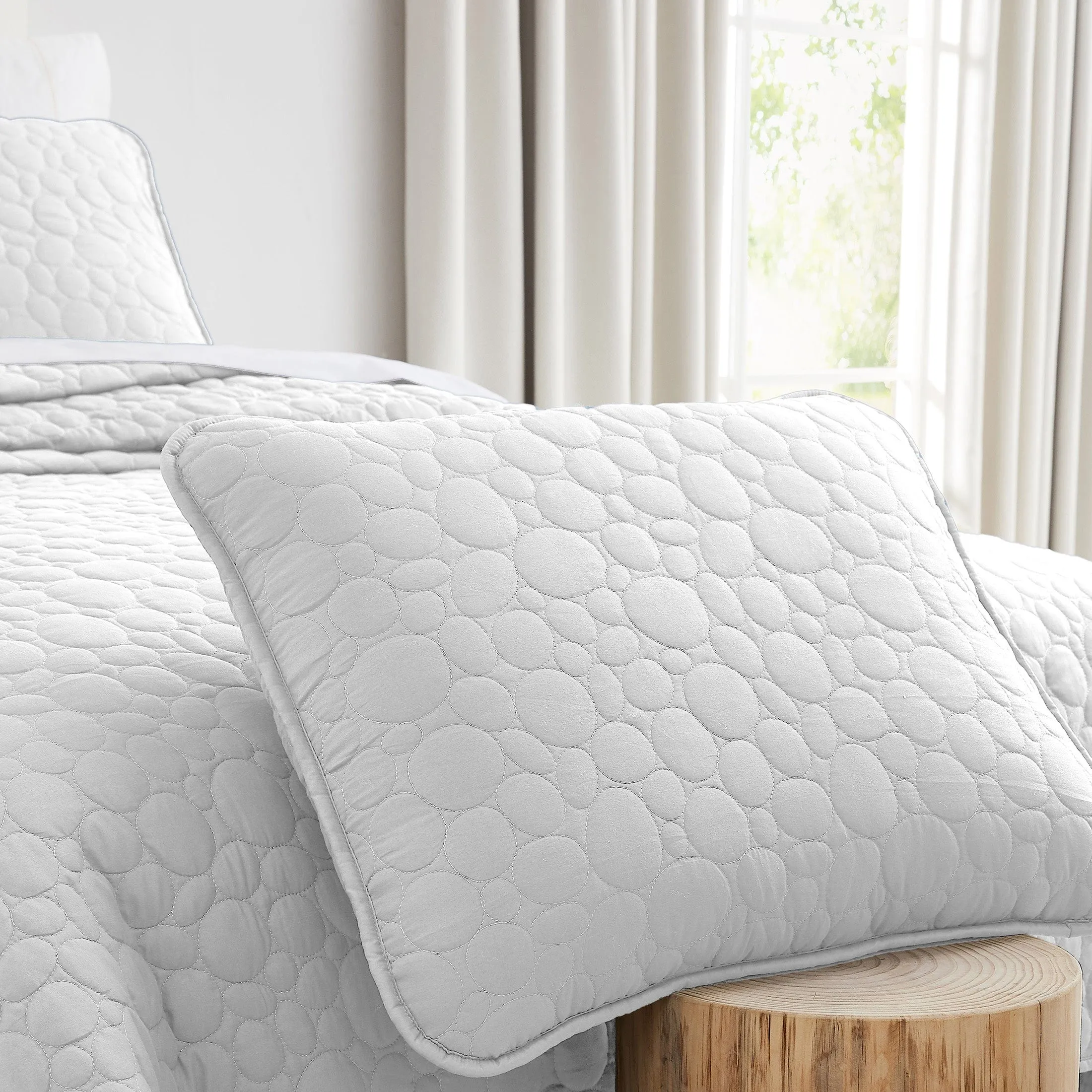 Pebbles Oversized Quilt Set