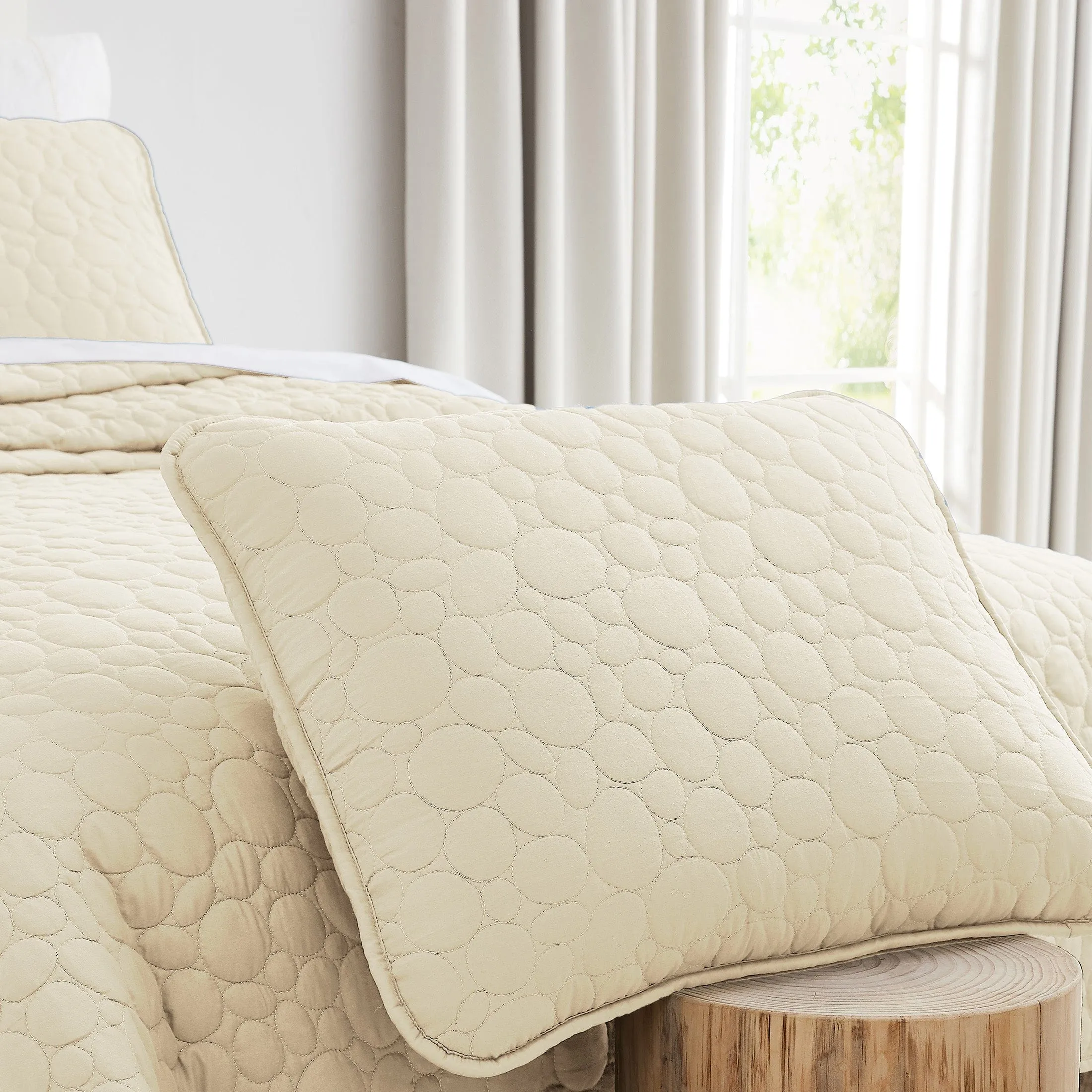 Pebbles Oversized Quilt Set