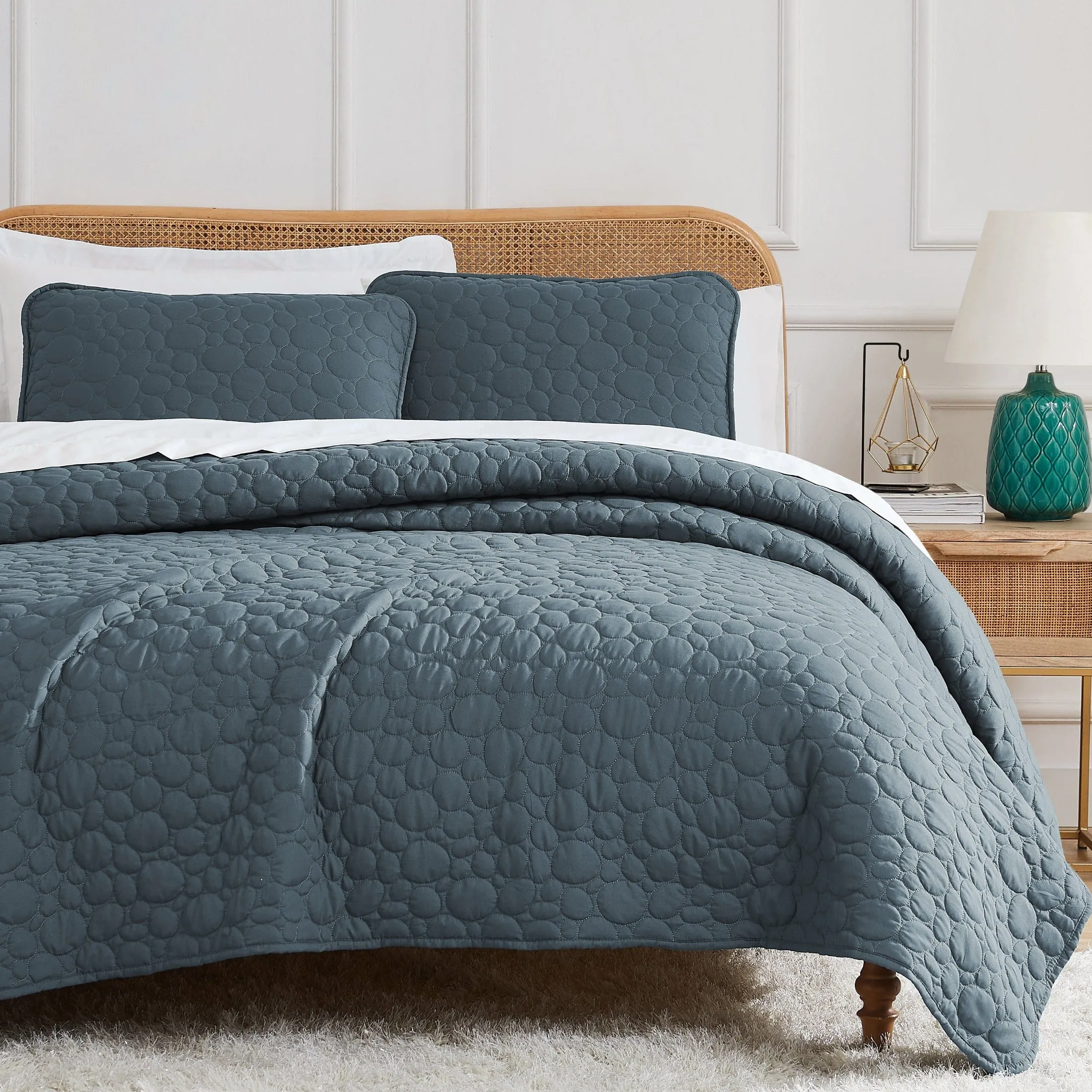 Pebbles Oversized Quilt Set