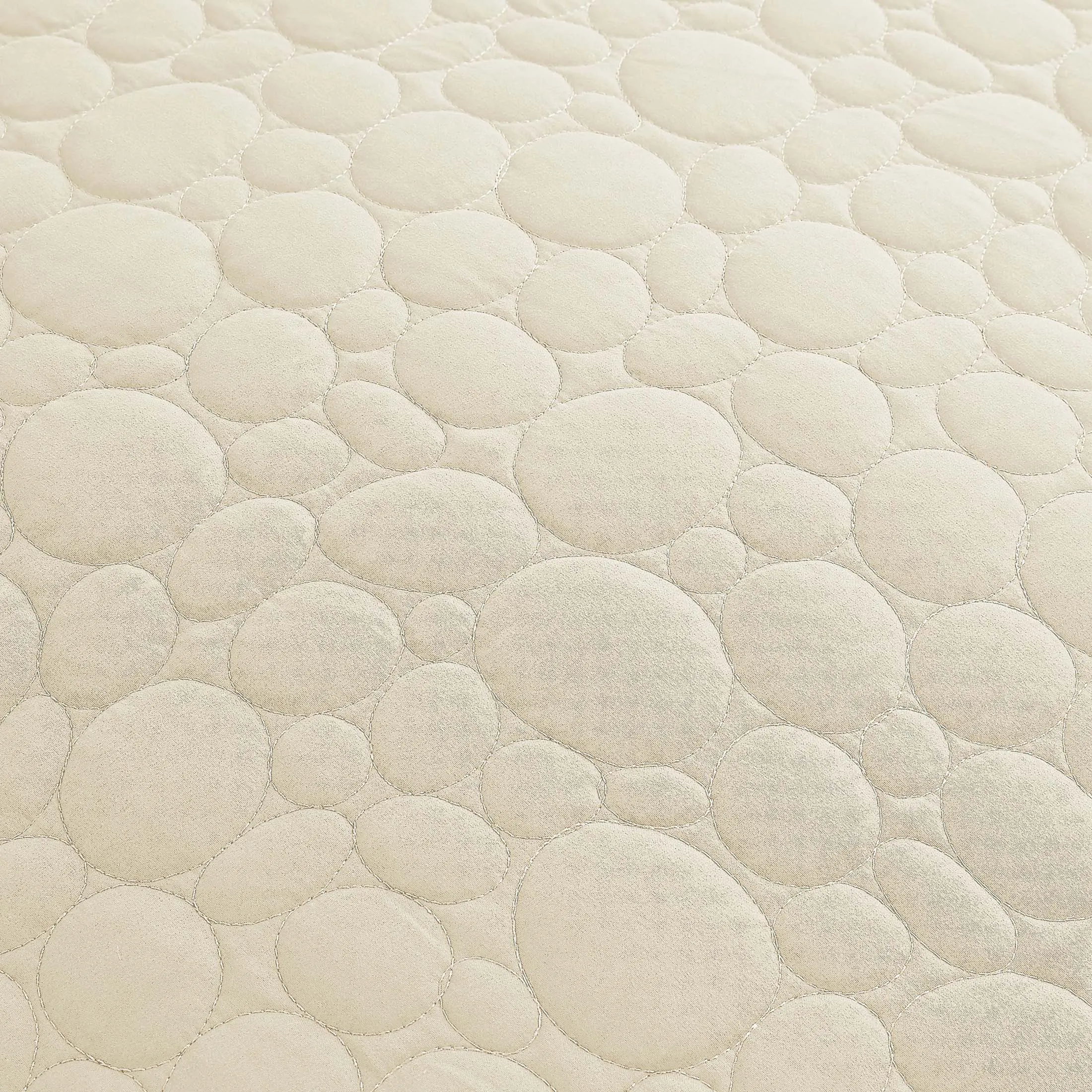 Pebbles Oversized Quilt Set