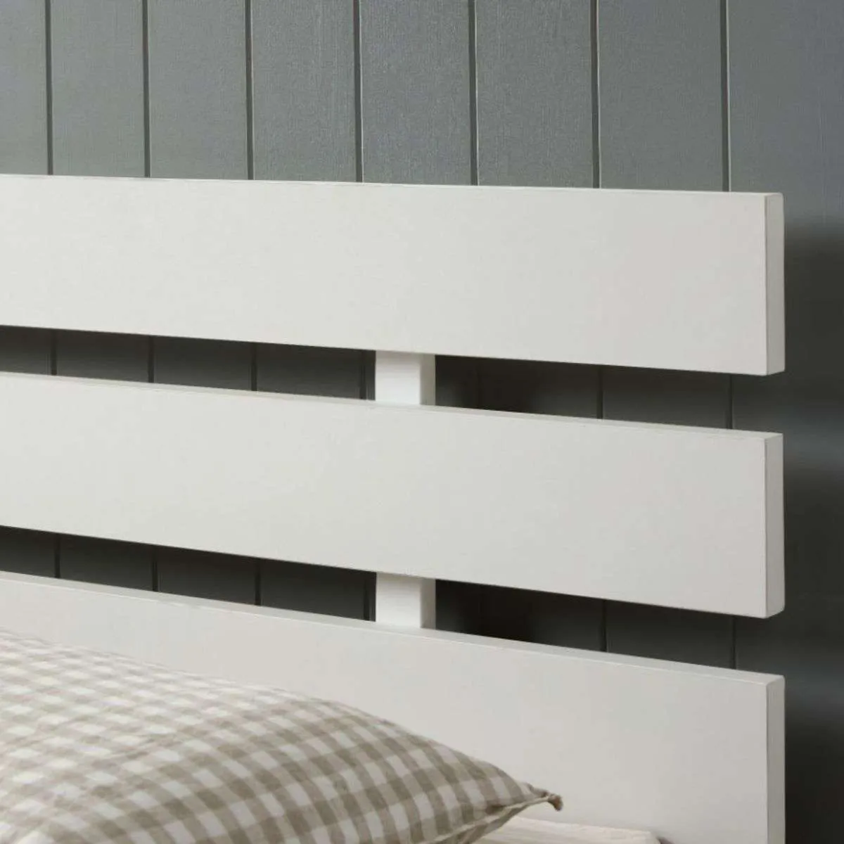 Soren Queen Bed - White