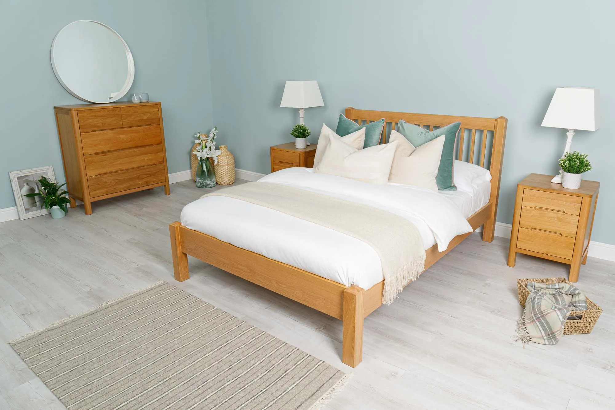 Trafalgar Solid Natural Oak Bed Frame - 4ft Small Double