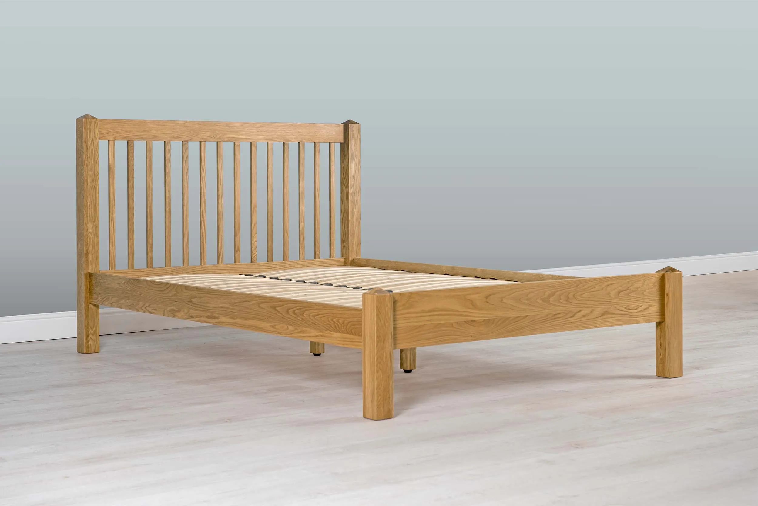 Trafalgar Solid Natural Oak Bed Frame - 4ft6 Double